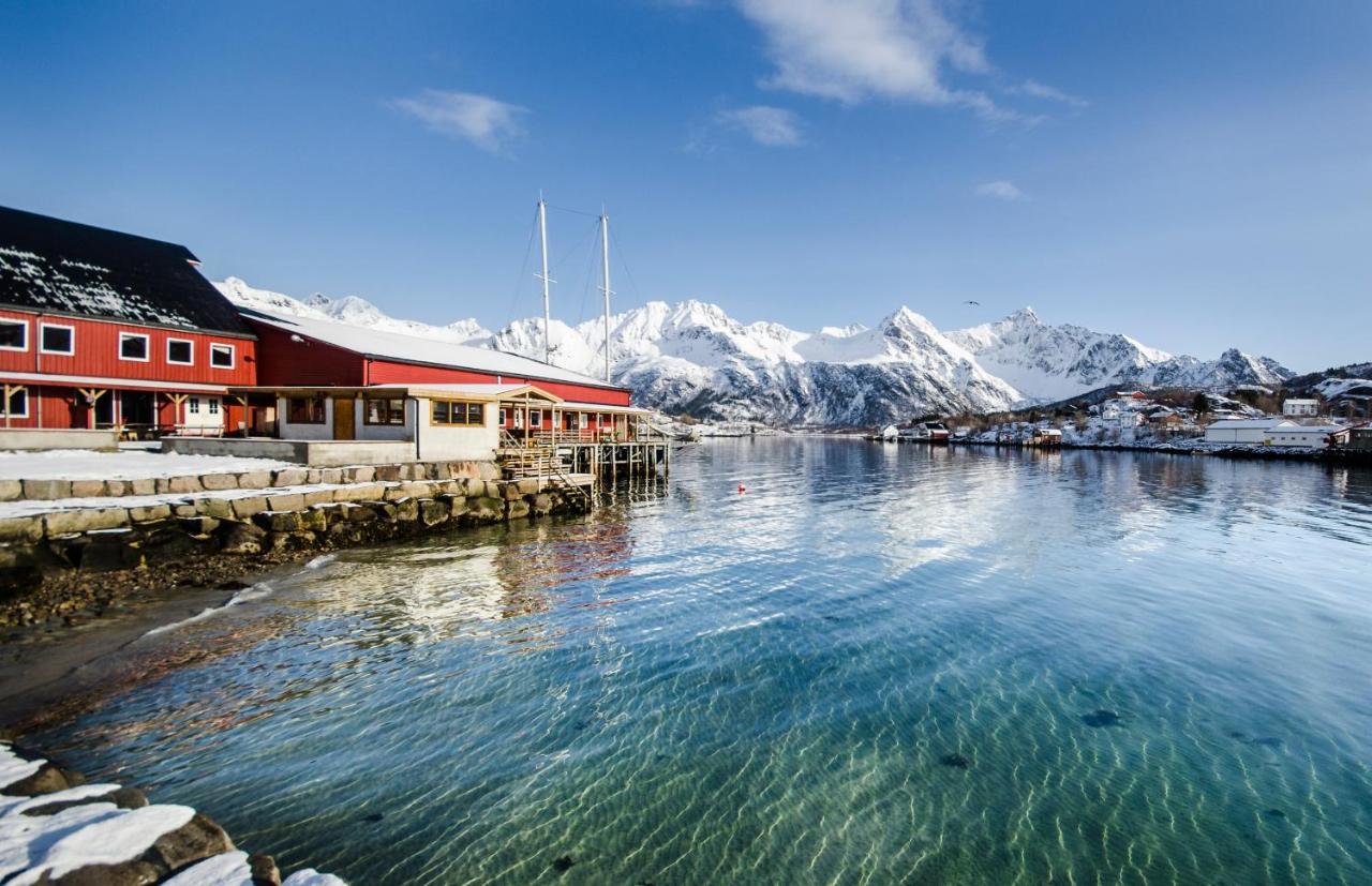 Kalle I Lofoten Kabelvåg Esterno foto