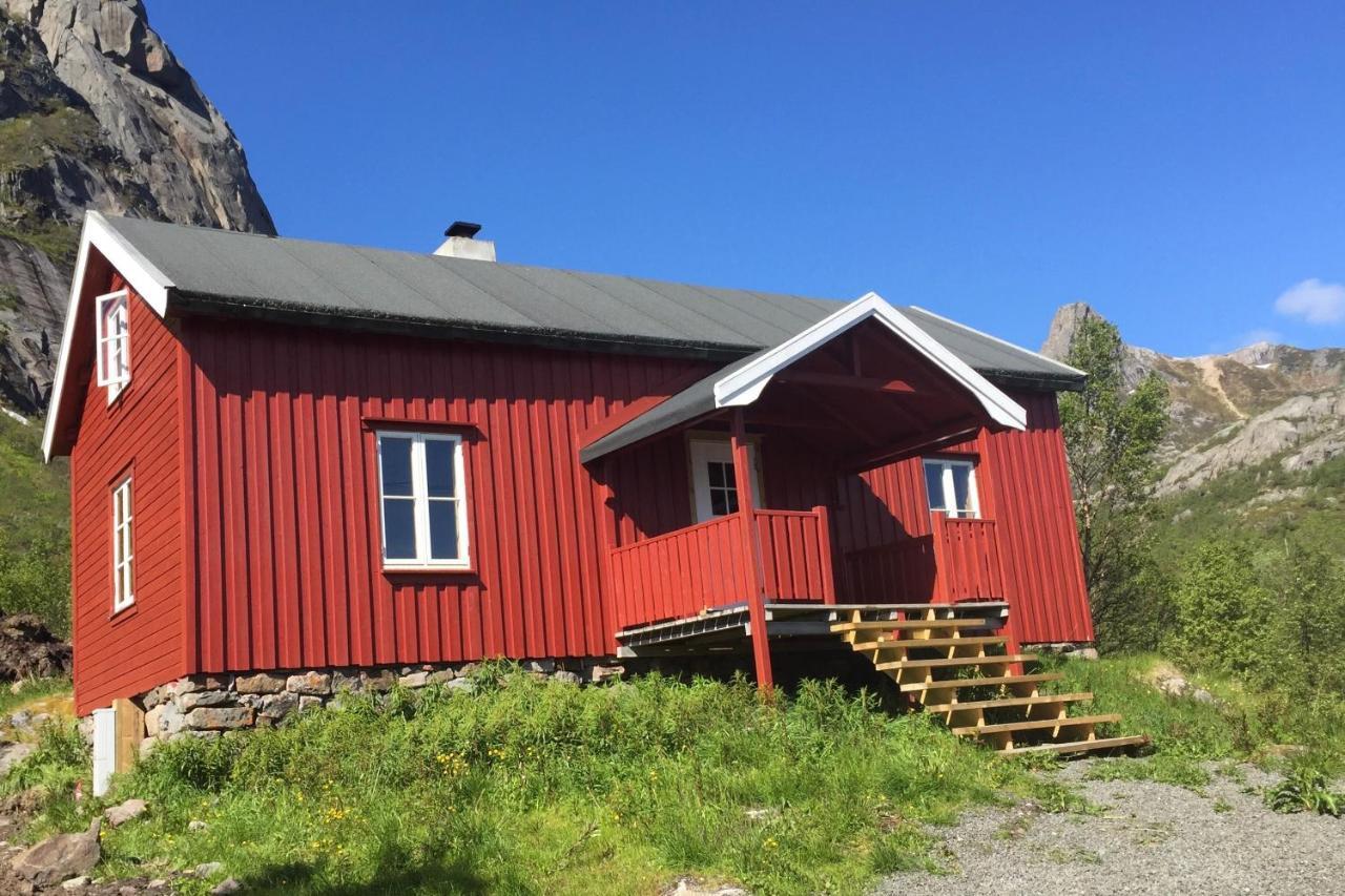 Kalle I Lofoten Kabelvåg Esterno foto