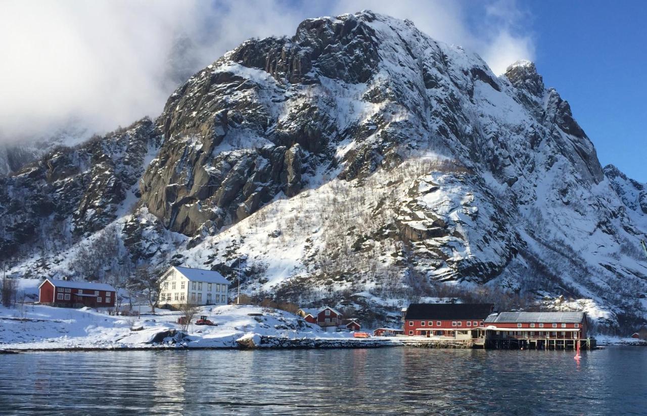 Kalle I Lofoten Kabelvåg Esterno foto