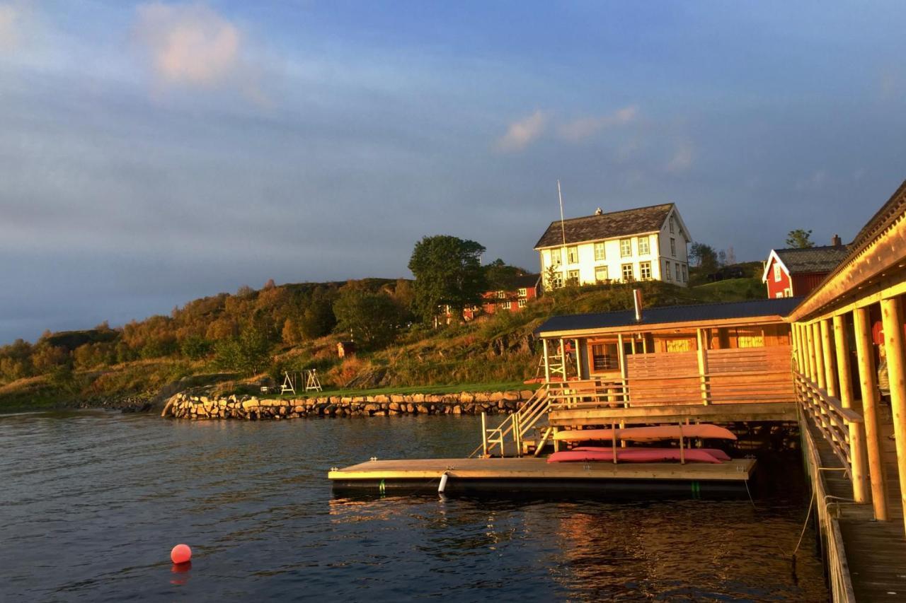 Kalle I Lofoten Kabelvåg Esterno foto